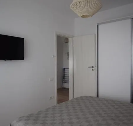 Apartment Miraj By The Sea No.22 A